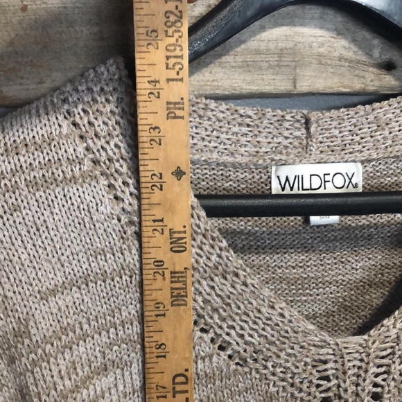 Revolve Wildfox distressed v neck knit sweater - Picture 10 of 12